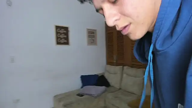 brutal_revolutionn Webbikameraesitys