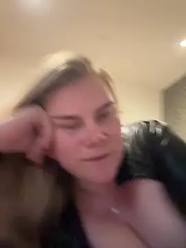 Pertunjukan Kamera Web SexyBlondJoanna