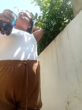 Lena_Cum69 现场XXX聊天