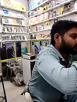 avi007pのライブXXXチャット