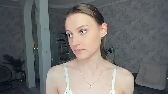 LianneBynon লাইভ XXX চ্যাট