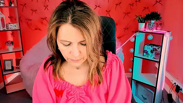 NicoleHitman's Live XXX Chat