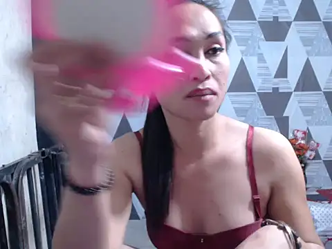 Wiynwyn_Delamerced1989 Pertunjukan Webcam