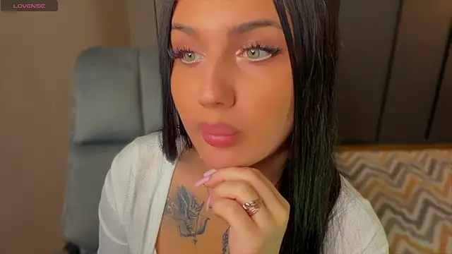 mygoddesshecate's Live XXX Chat