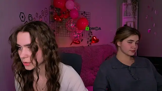 Show modela laurenmurrr na web-kameri