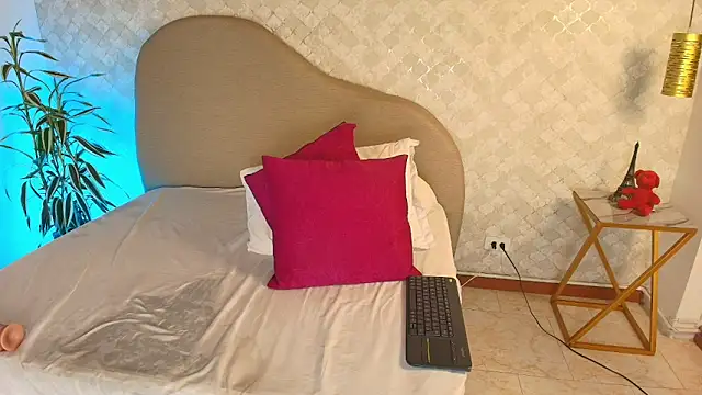 Sembang XXX Secara Langsung Caroline_Smit