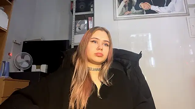 NeelyDalonzo Chat XXX in diretta