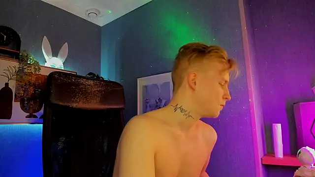 AlexxSweet: онлайн-секс-чат