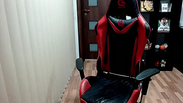 XXX chat uživo modela MissTroublle