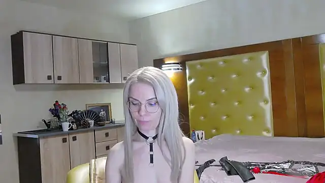 DomCaprisse 라이브 XXX 채팅