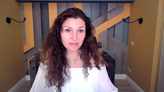 Chat +18 de EllaLong ao vivo