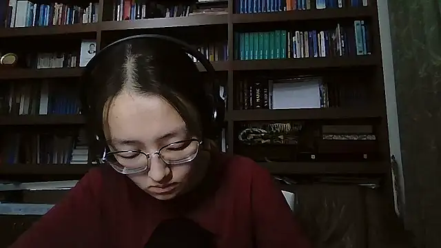 LinaClous Chat XXX live