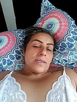 Show modela maynor_1998 na web-kameri