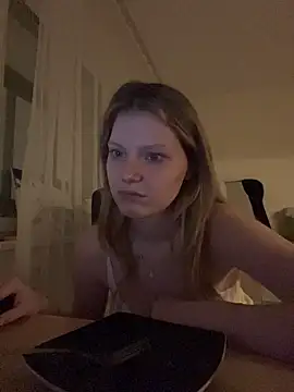 MaryHiggins Chat XXX in diretta