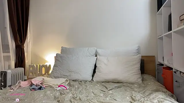 SunriseGuys élő XXX-chatje