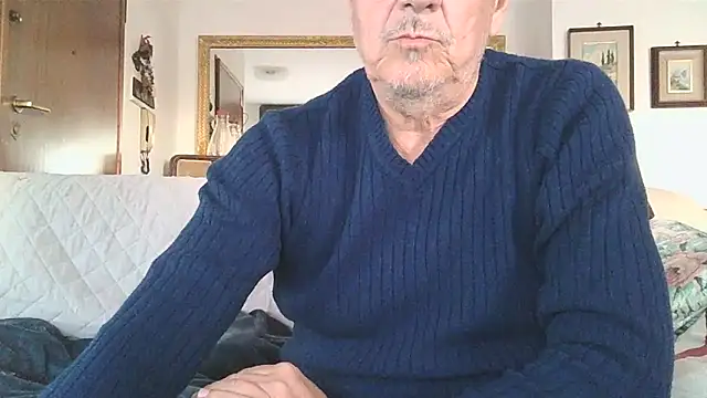 gyodybis live XXX chat