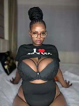 ScarletMuseX: διαδικτυακό σόου στην κάμερα