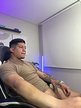 Živý XXX chat _robertobaggioo