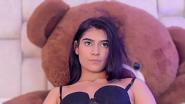 KatherineRuiz_ – Kamerová šou