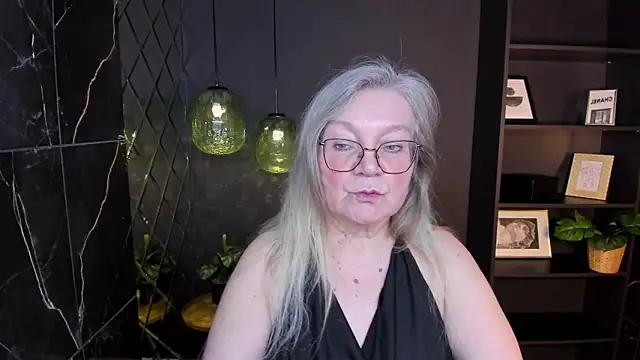 NataliMellow: онлайн-секс-чат