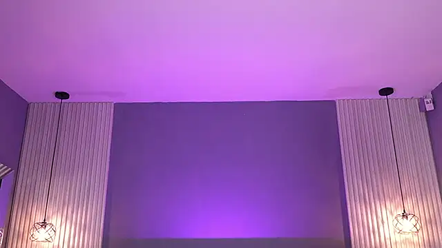 عرض كام ValeryNova