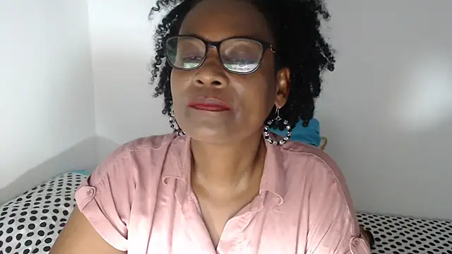 dana-black: απευθείας συνομιλία ΧΧΧ