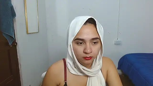 ThalianのライブXXXチャット