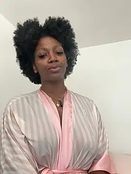 mochamimi Adlı Modelin Canlı XXX Sohbeti