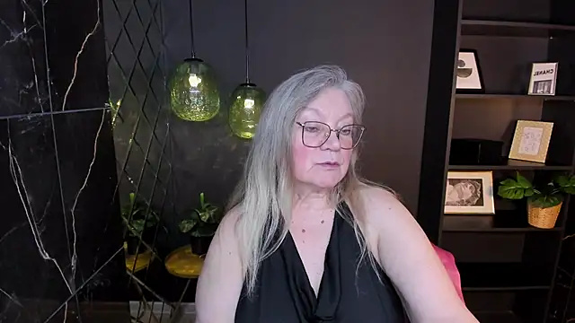 NataliMellow élő XXX-chatje