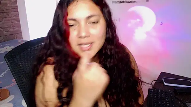 girl_milk2 live XXX chat