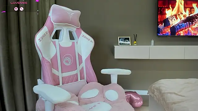 JenniferQueen11 élő XXX-chatje