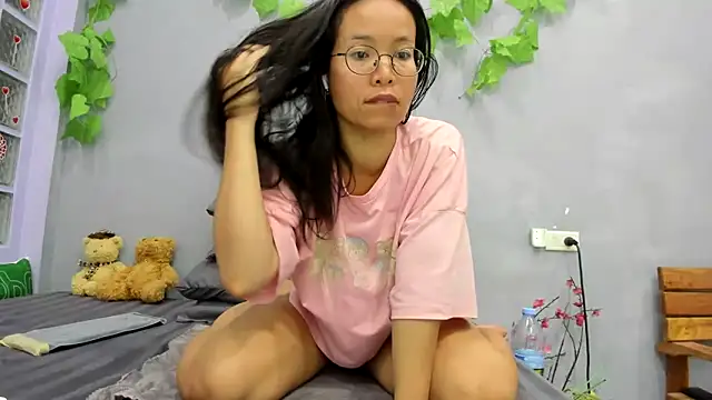 loveley_jenny Adlı Modelin Canlı XXX Sohbeti