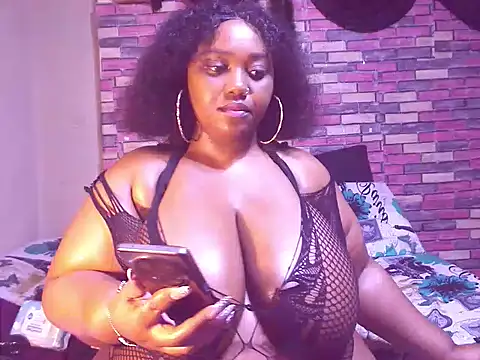 BustySavita 웹캠 쇼