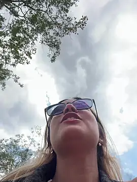 Chat XXX en directo de Pretty_roxxyy