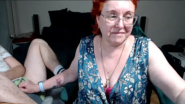 JoannaAndNeighbour élő XXX-chatje