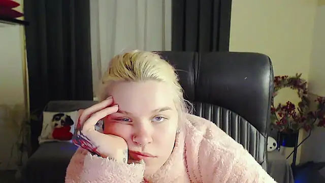 Czat XXX na żywo – Hot_Blonda