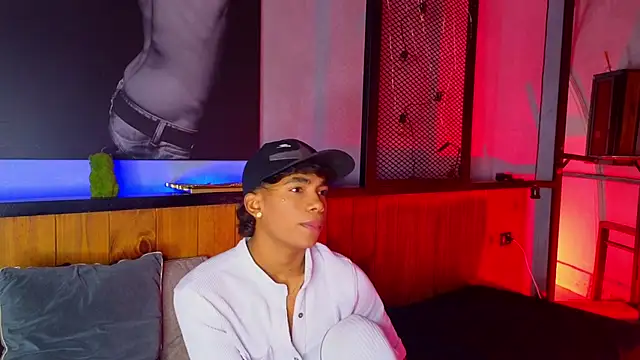 Czat XXX na żywo – AlanCutee