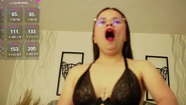 Czat XXX na żywo – katt_eyes_