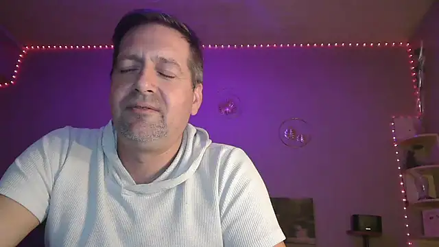 matrikes1's Live XXX Chat