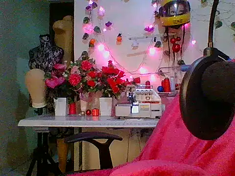 Anaconda2350 Live XXX Chat