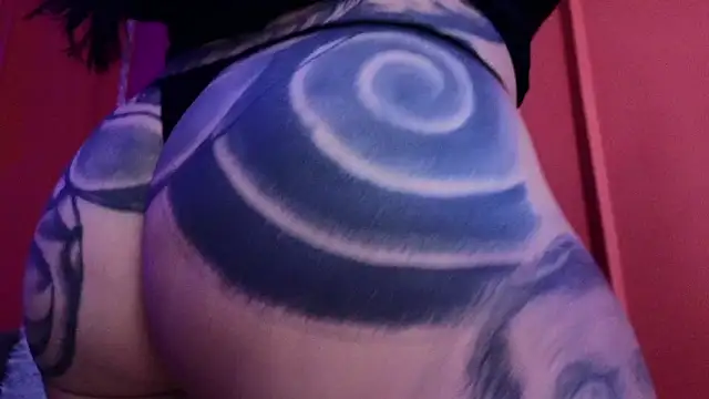 Julieta_Russell 现场XXX聊天