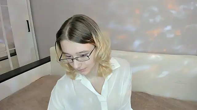 Silva-Tailll Live XXX-Chat