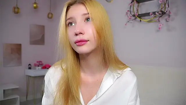 SunnivaCovil লাইভ XXX চ্যাট