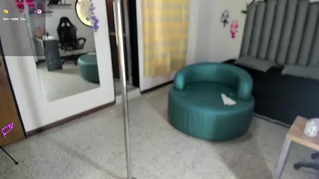 Philipp-Jones Obrolan Langsung XXX