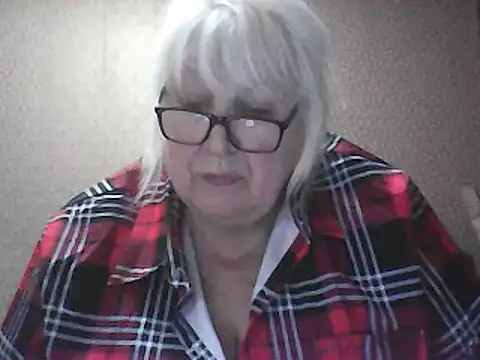 Alexia64231's Webcam Show