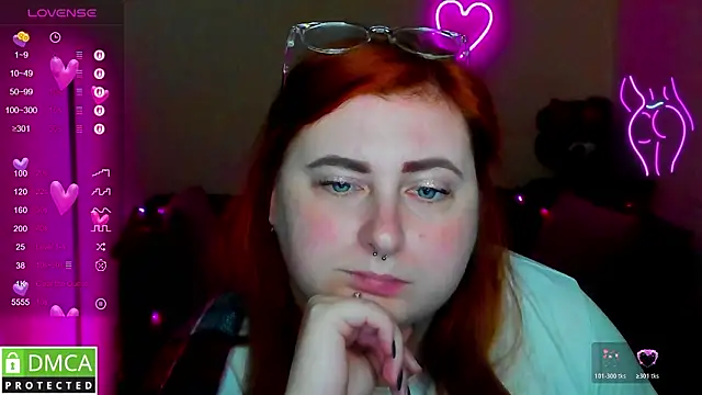 Alicia_love00 Show in webcam