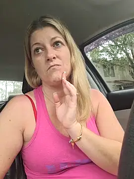 NikkiBlisss Chat XXX live