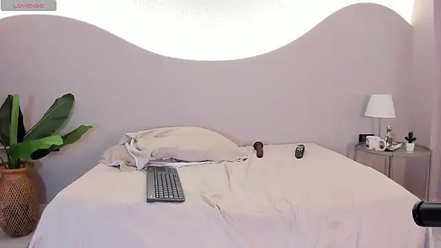 ainaah_ Live XXX-chat