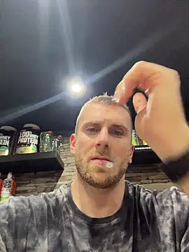 trainwithme 在線直播表演