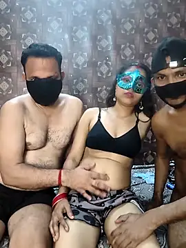 Sexy_komal02 Adlı Modelin Web Kamerası Şovu